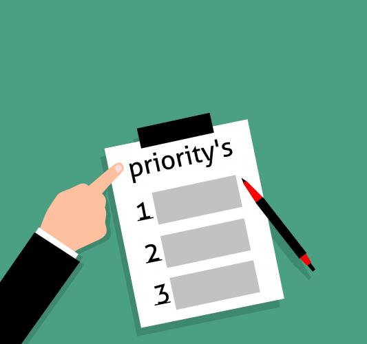 'priority-4297708_1920.jpg'